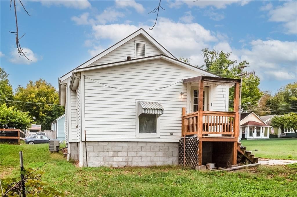 903 Walnut Street — photo 19