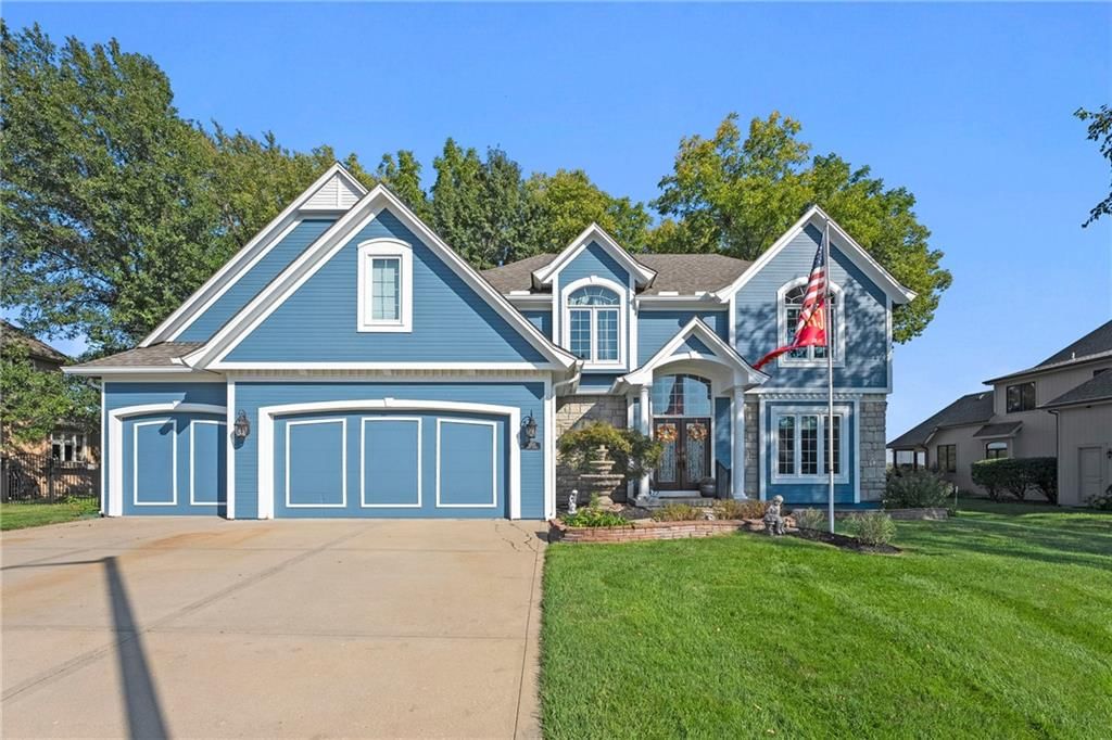 9205 N Flora Avenue, Kansas City, MO