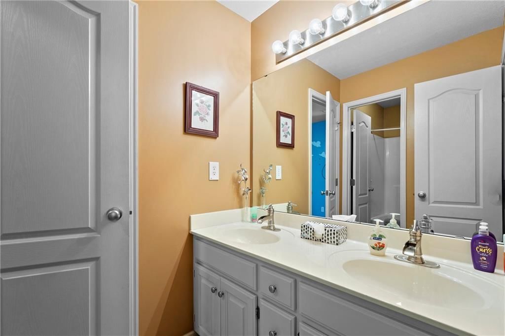 9205 N Flora Avenue — photo 29