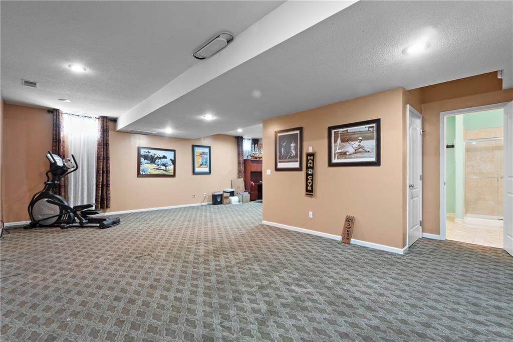 9205 N Flora Avenue — photo 35
