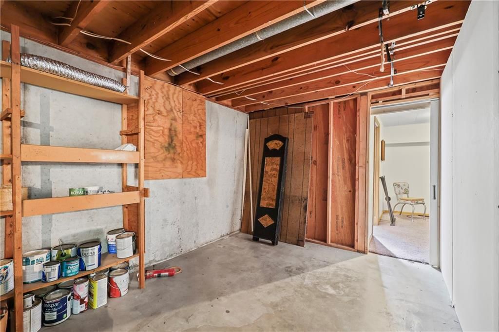 702 Quincy Boulevard — photo 20