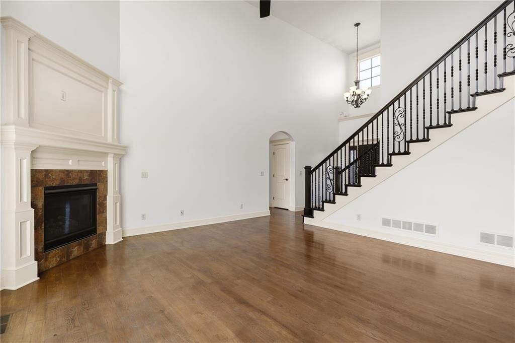 1210 Hillmann Lane — photo 7