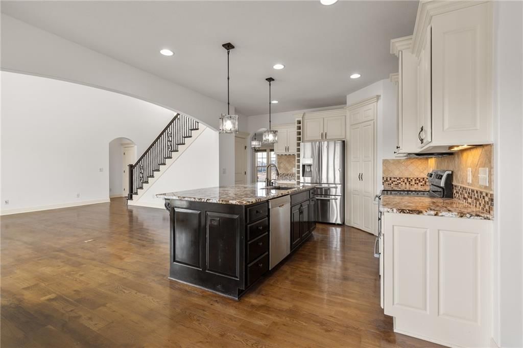 1210 Hillmann Lane — photo 15