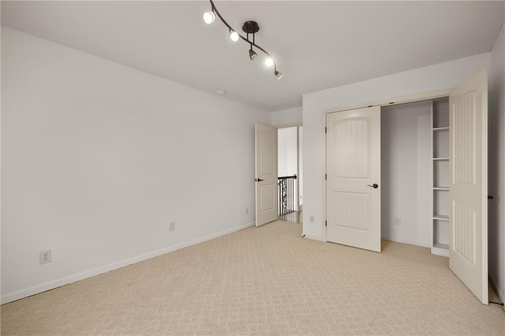 1210 Hillmann Lane — photo 32