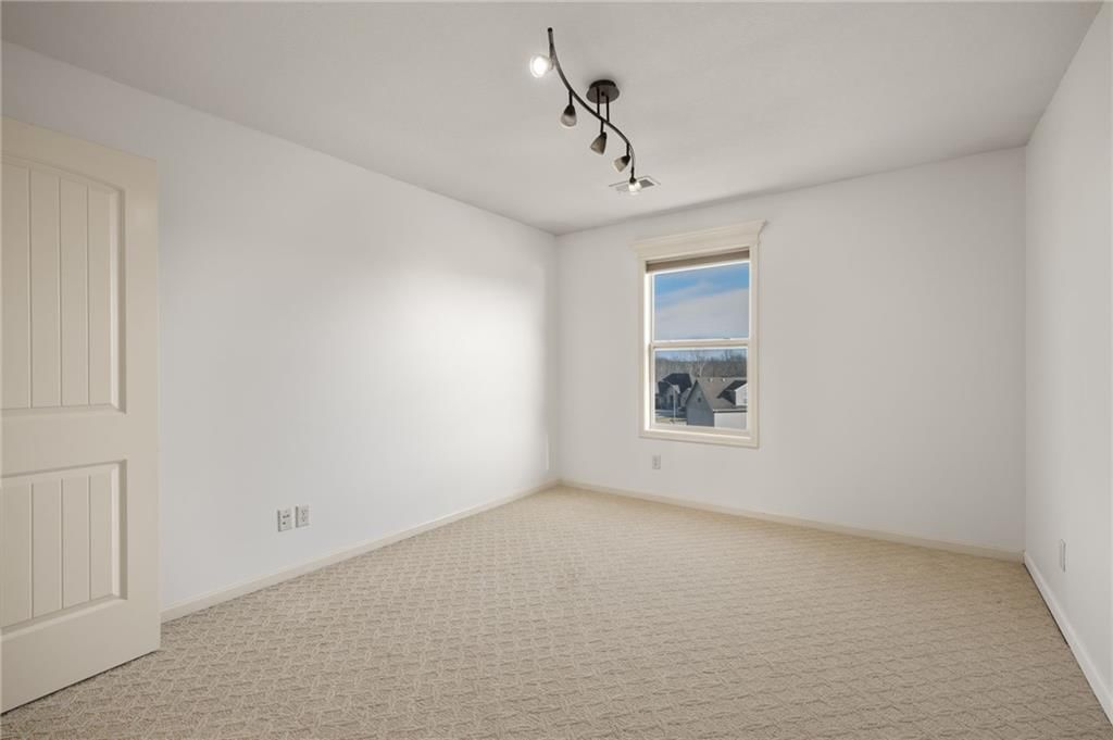 1210 Hillmann Lane — photo 33