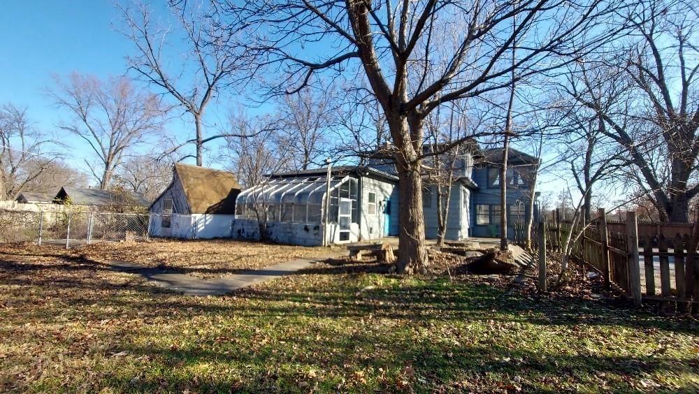 4073 Parkview Drive — photo 2