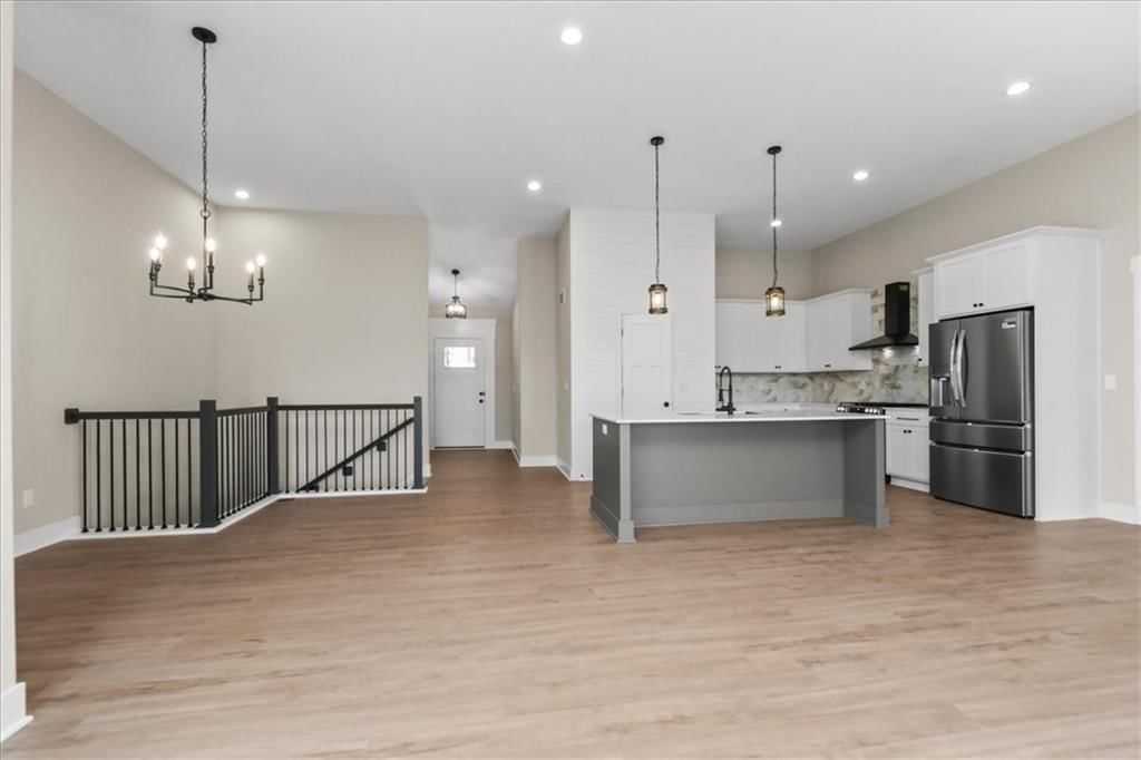 1305 N Holland Drive — photo 11