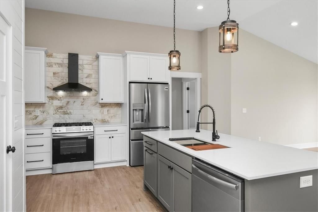 1305 N Holland Drive — photo 13