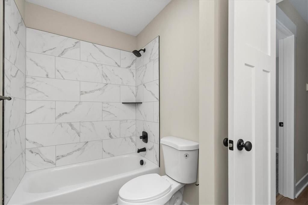 1305 N Holland Drive — photo 27