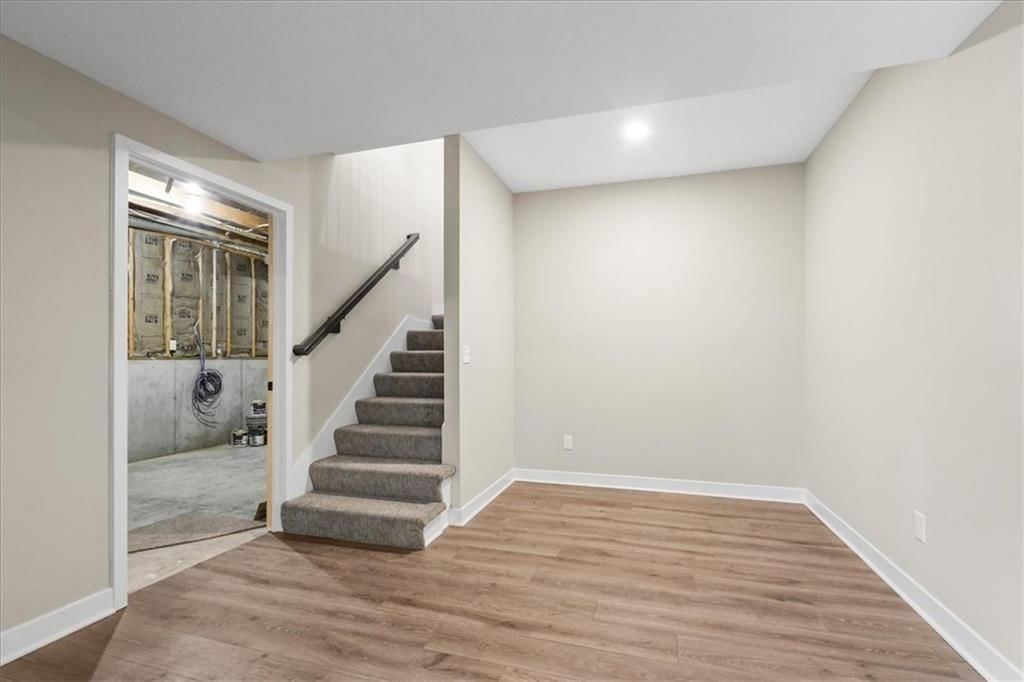 1305 N Holland Drive — photo 29