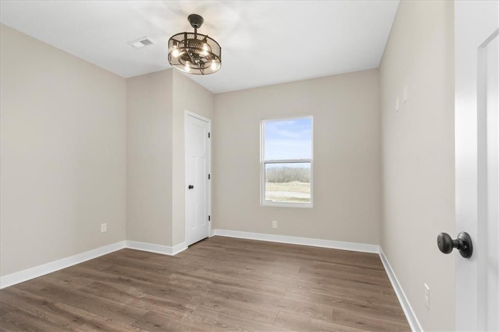 1305 N Holland Drive — photo 33