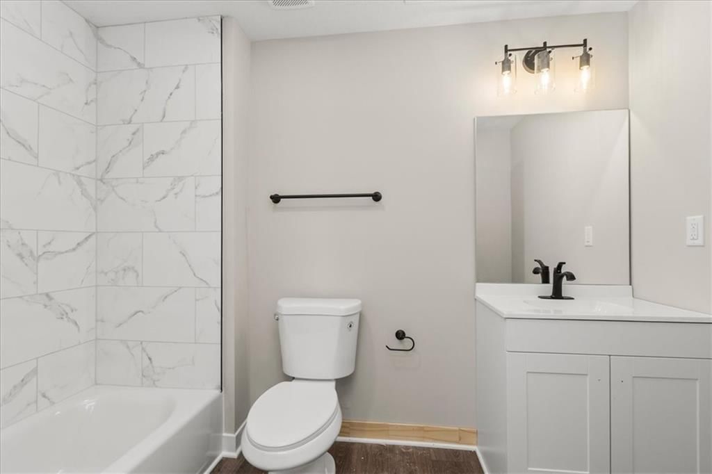 1305 N Holland Drive — photo 34