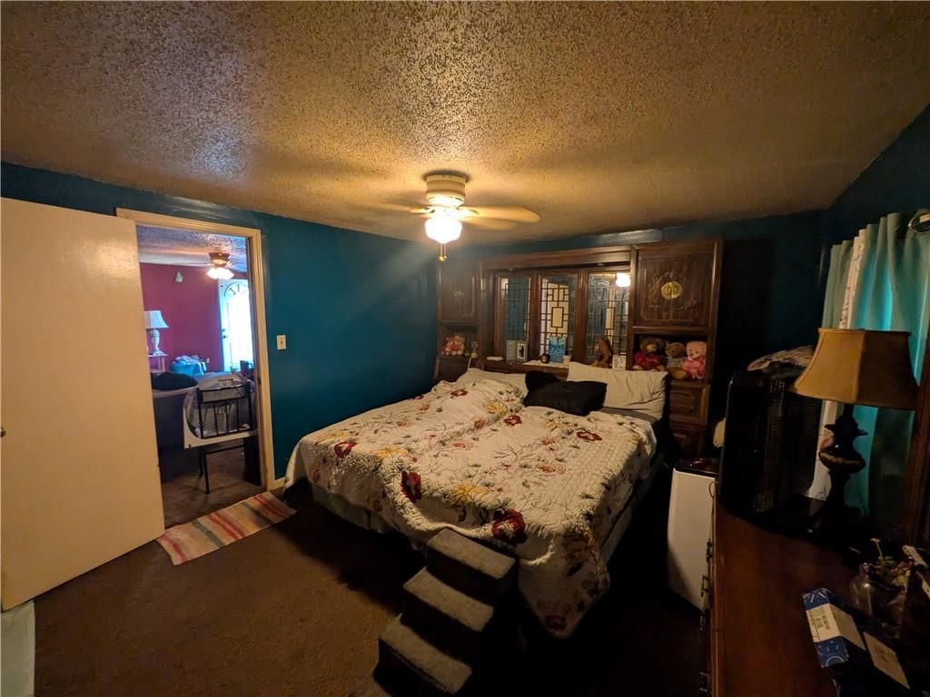 208 S Plum Street — photo 12