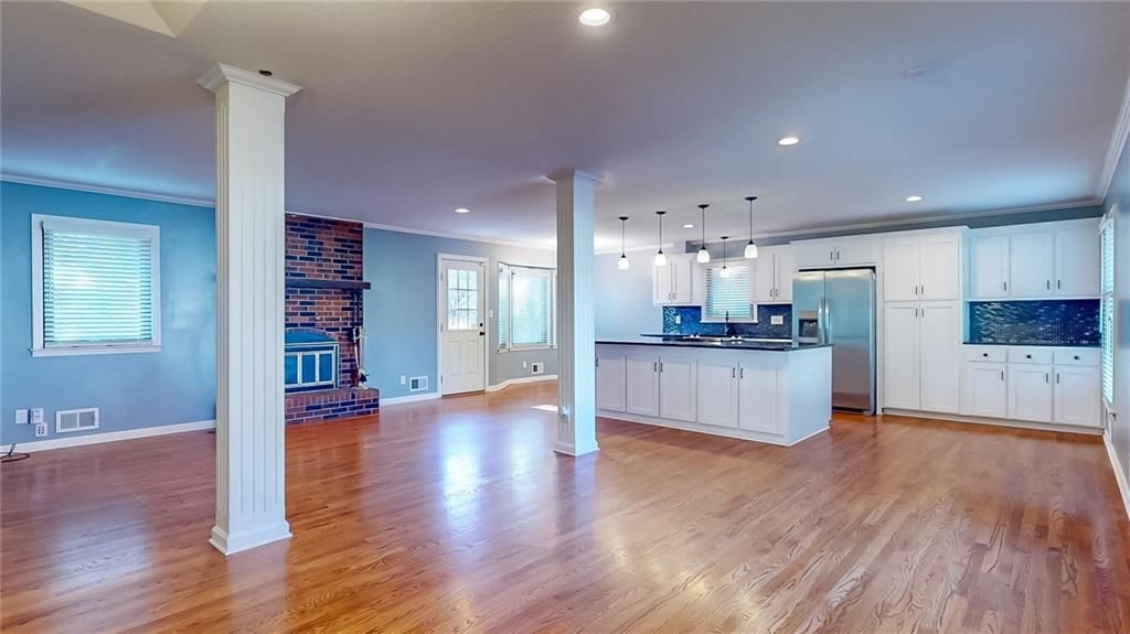 11913 E 57th Street — photo 3