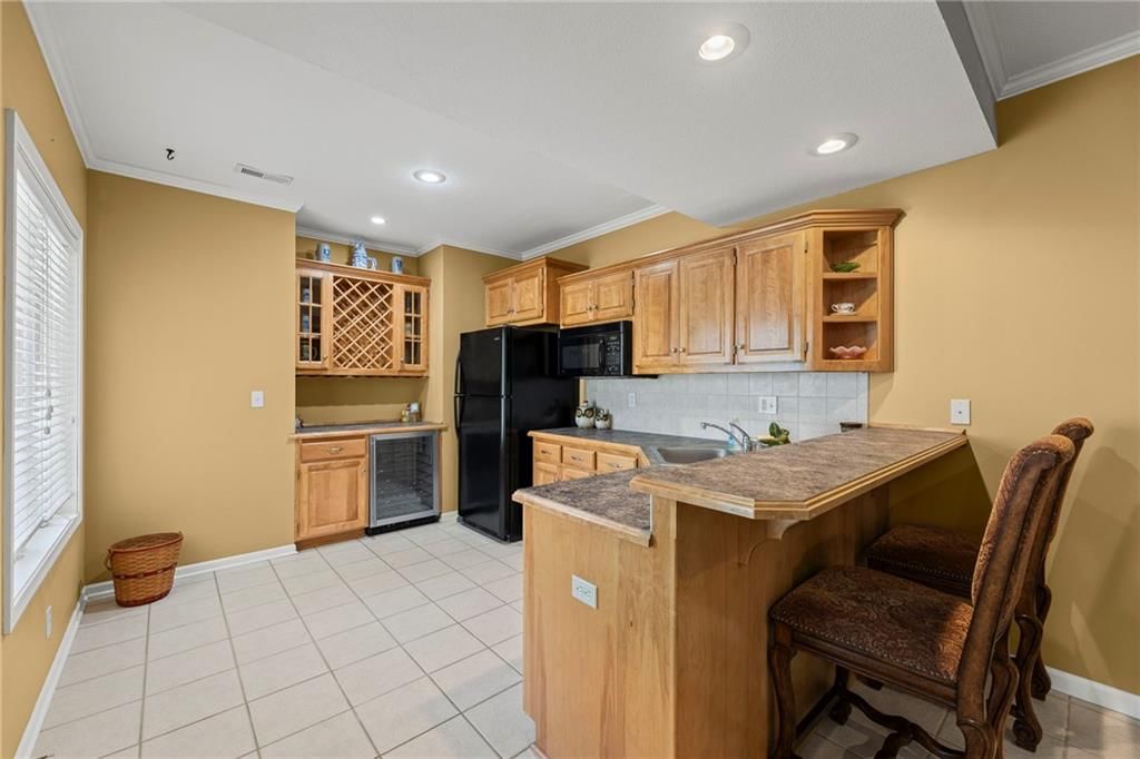 Photo 40 of 75 - 19220 W 98th Terrace