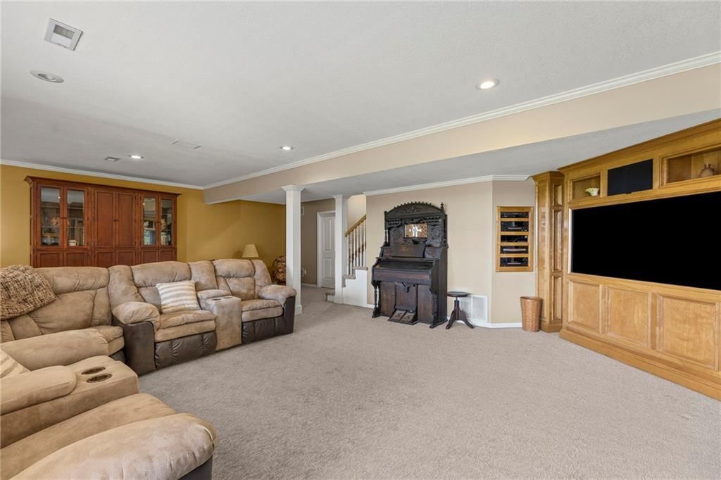 Photo 43 of 75 - 19220 W 98th Terrace