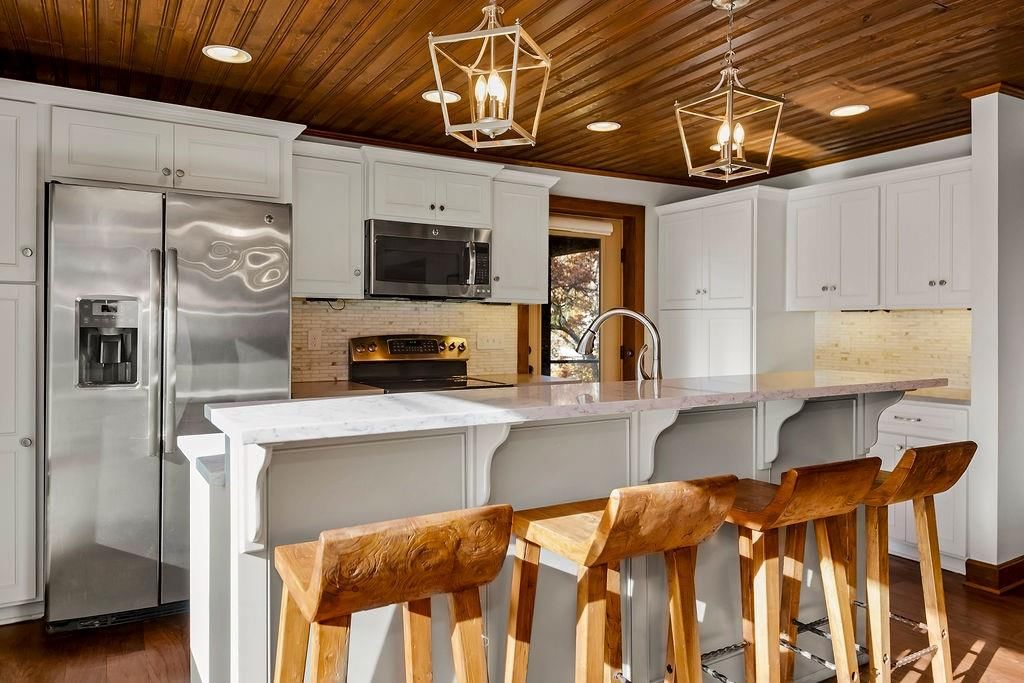 49-51 Z Lake Shore Drive — photo 8
