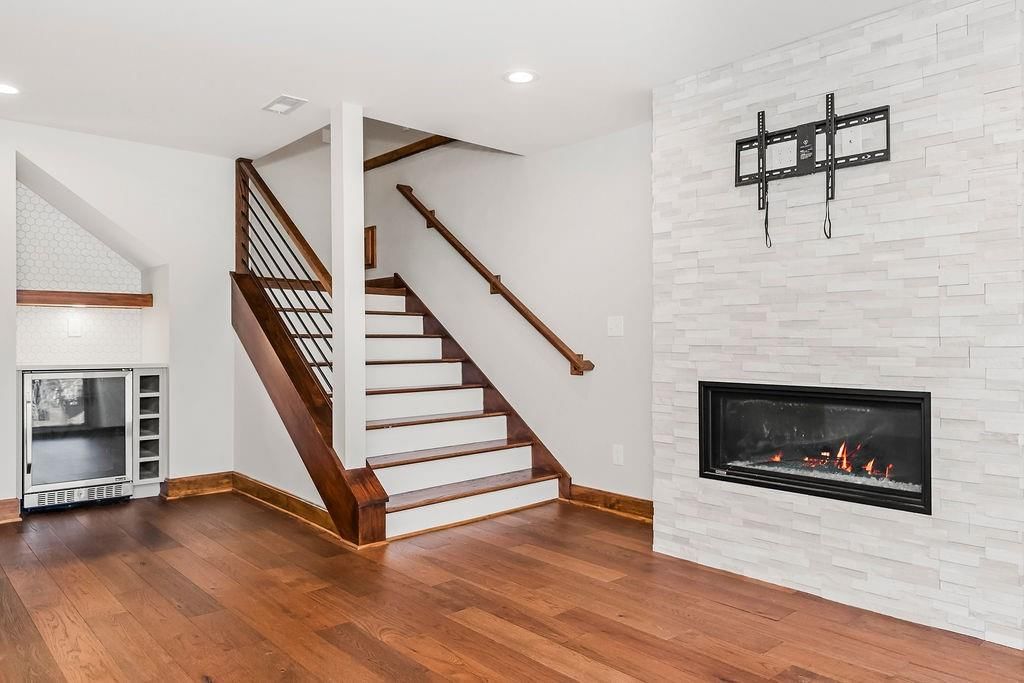 49-51 Z Lake Shore Drive — photo 21