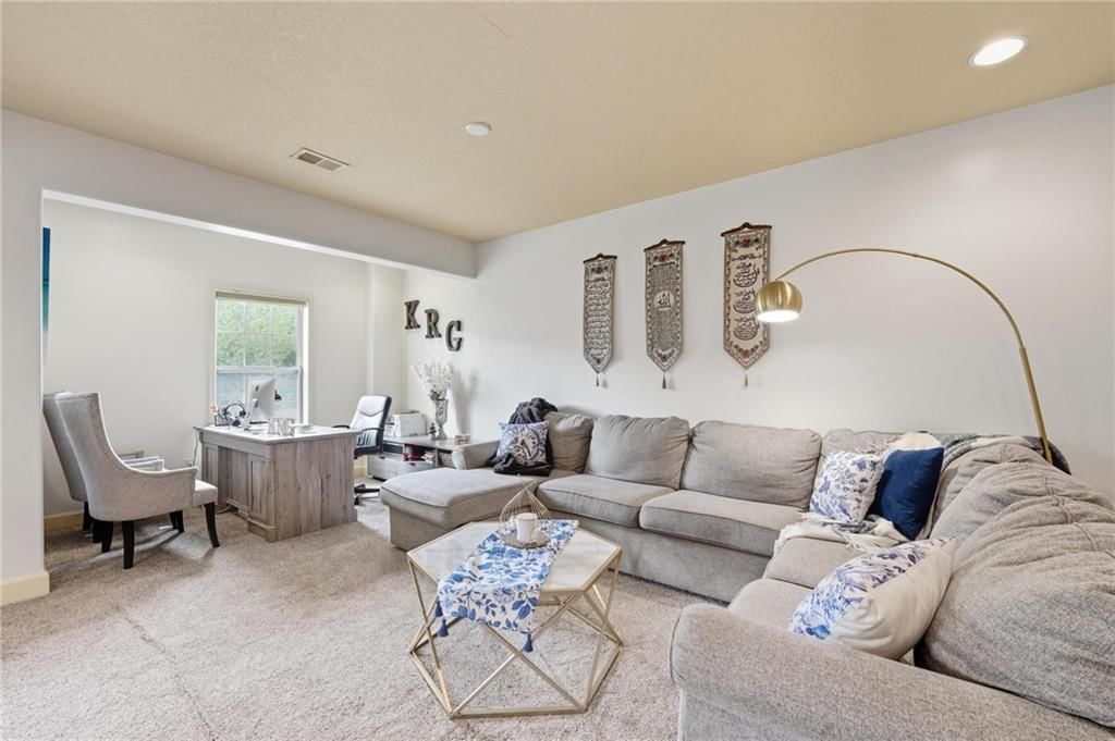 7844 N Walrond Avenue — photo 37