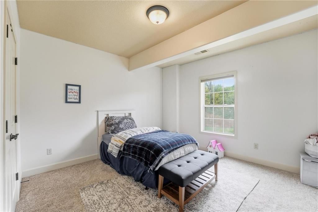 7844 N Walrond Avenue — photo 43