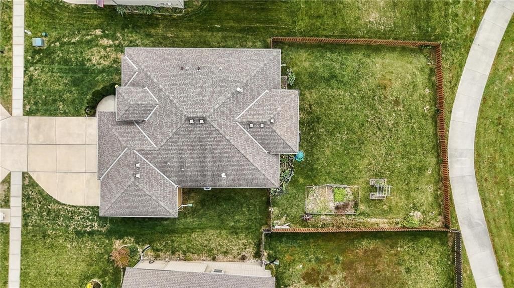 7844 N Walrond Avenue — photo 62