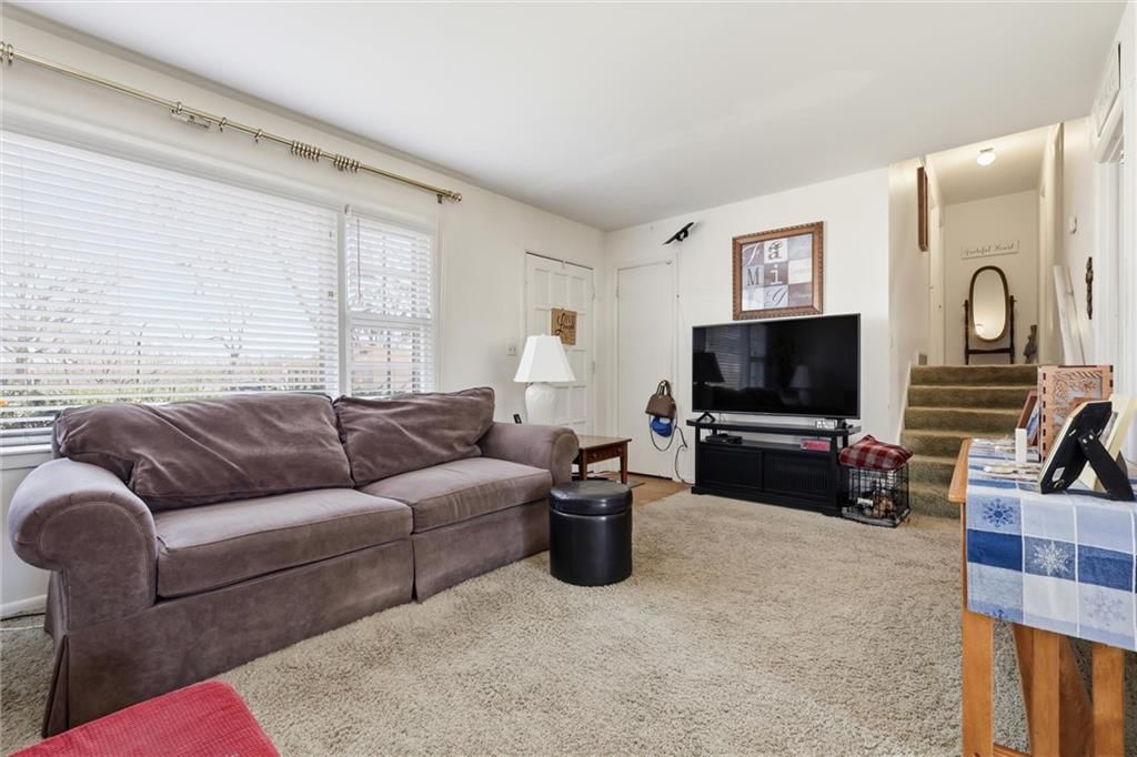 200 SW Yost Avenue — photo 7