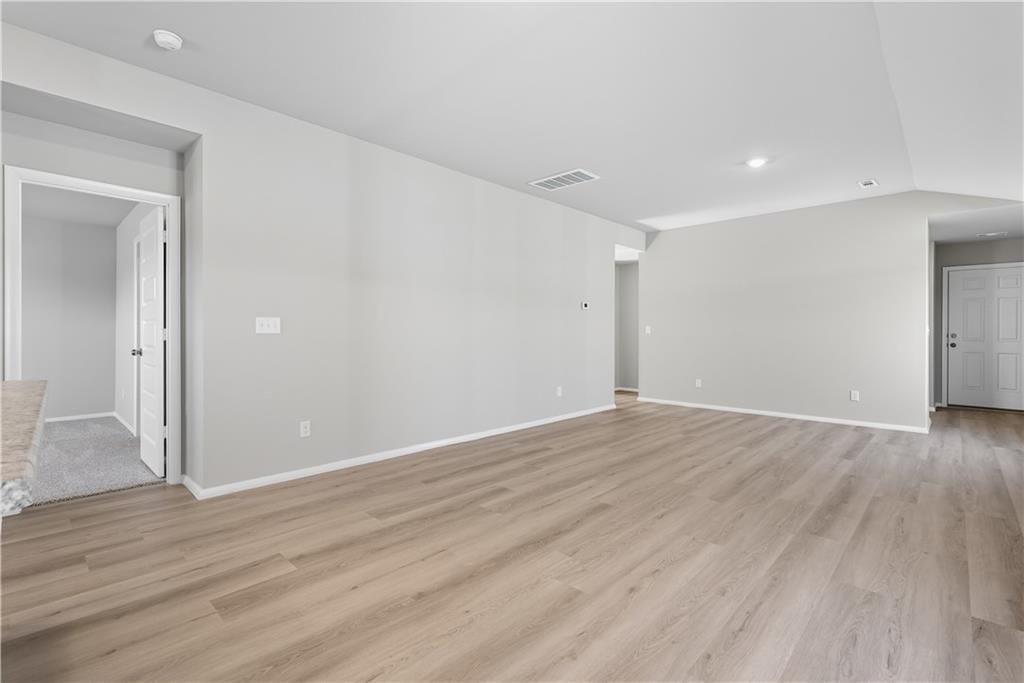 37854 W 207th Terrace — photo 4
