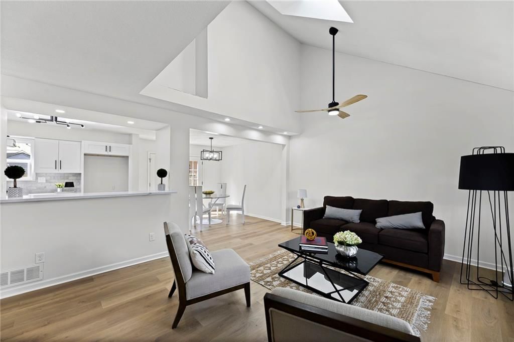 11005 Walnut Creek Drive — photo 7