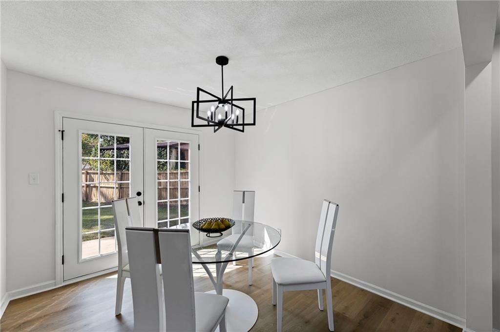 11005 Walnut Creek Drive — photo 11