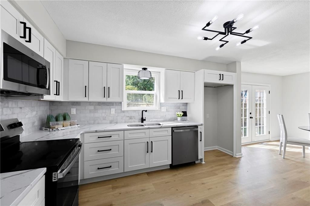 11005 Walnut Creek Drive — photo 18
