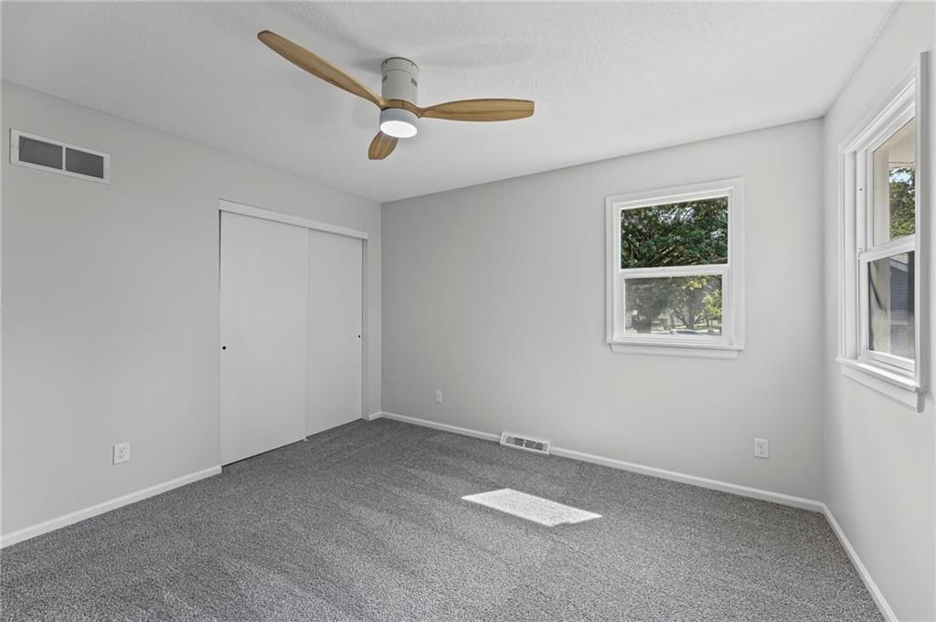 11005 Walnut Creek Drive — photo 24