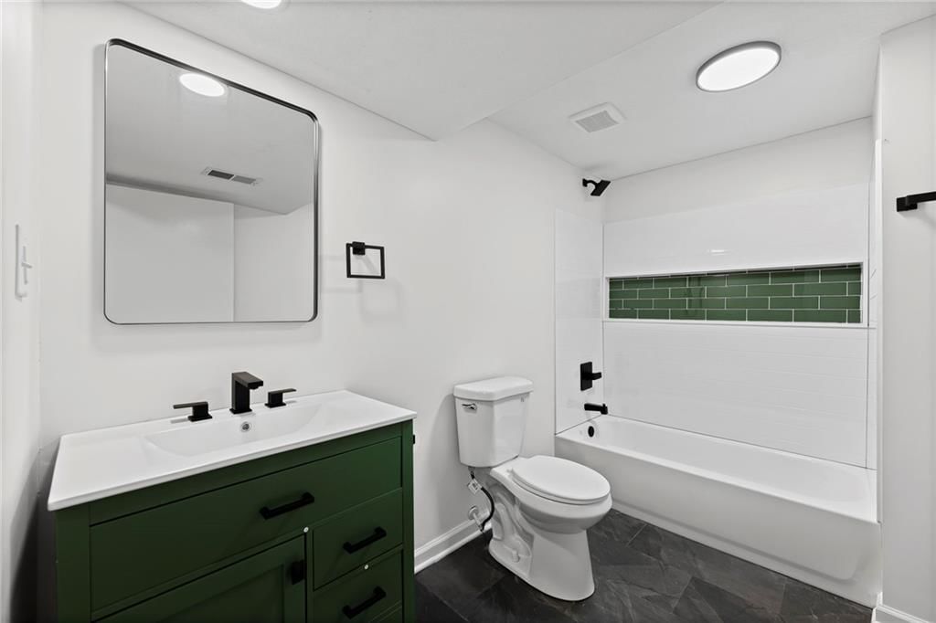 11005 Walnut Creek Drive — photo 39