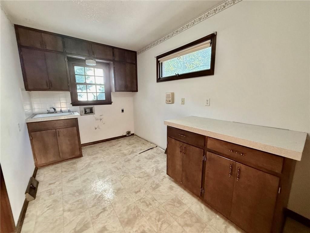 991 S Mitchell Street — photo 29