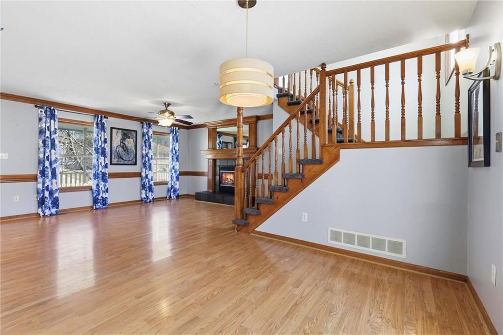 5212 Hedges Avenue — photo 12
