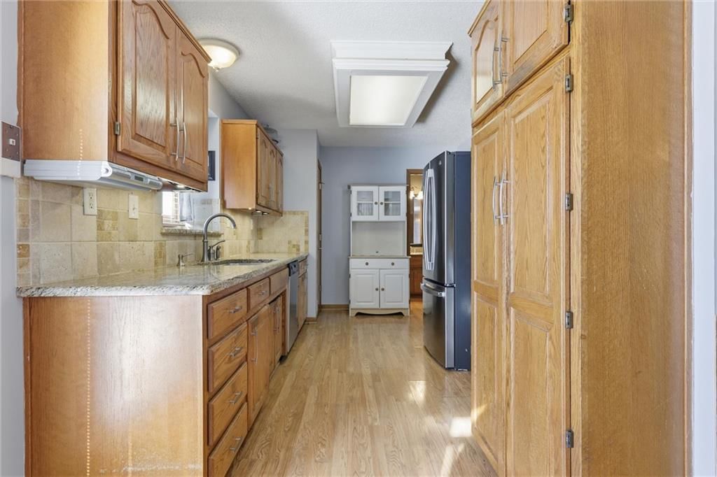 5212 Hedges Avenue — photo 14