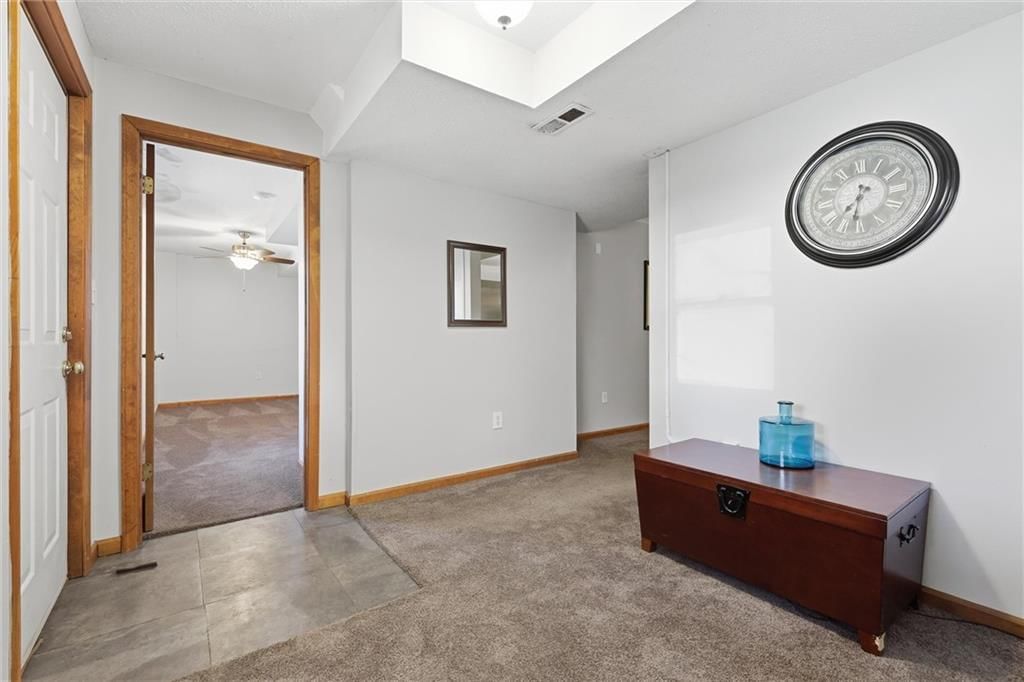 5212 Hedges Avenue — photo 33