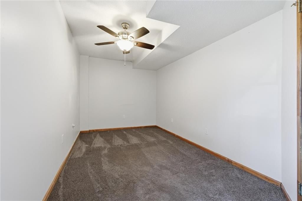 5212 Hedges Avenue — photo 34