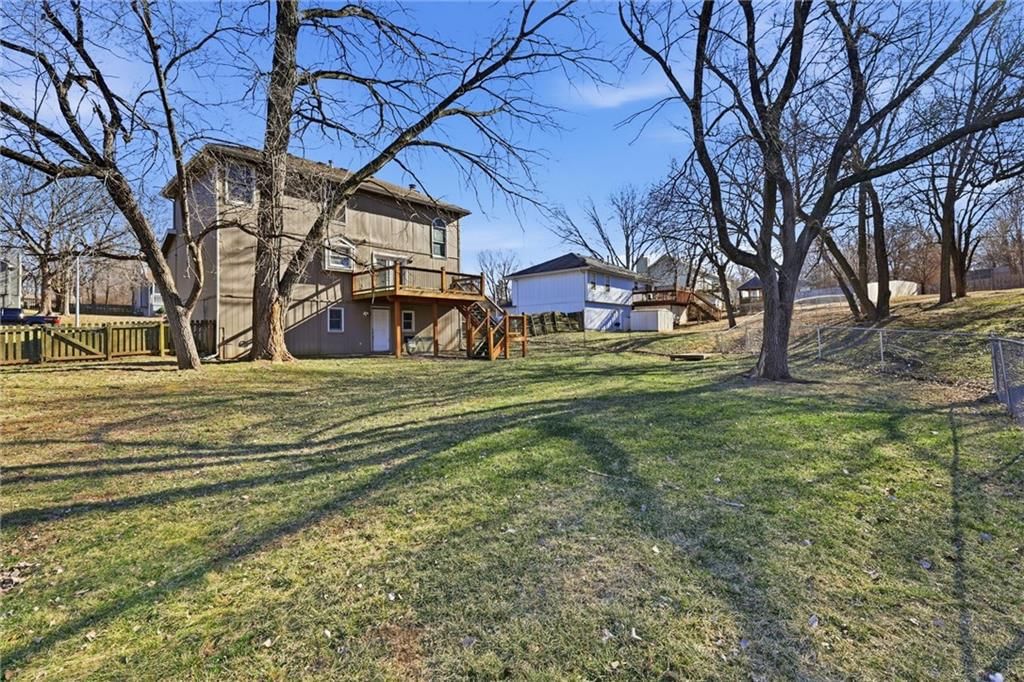 5212 Hedges Avenue — photo 40