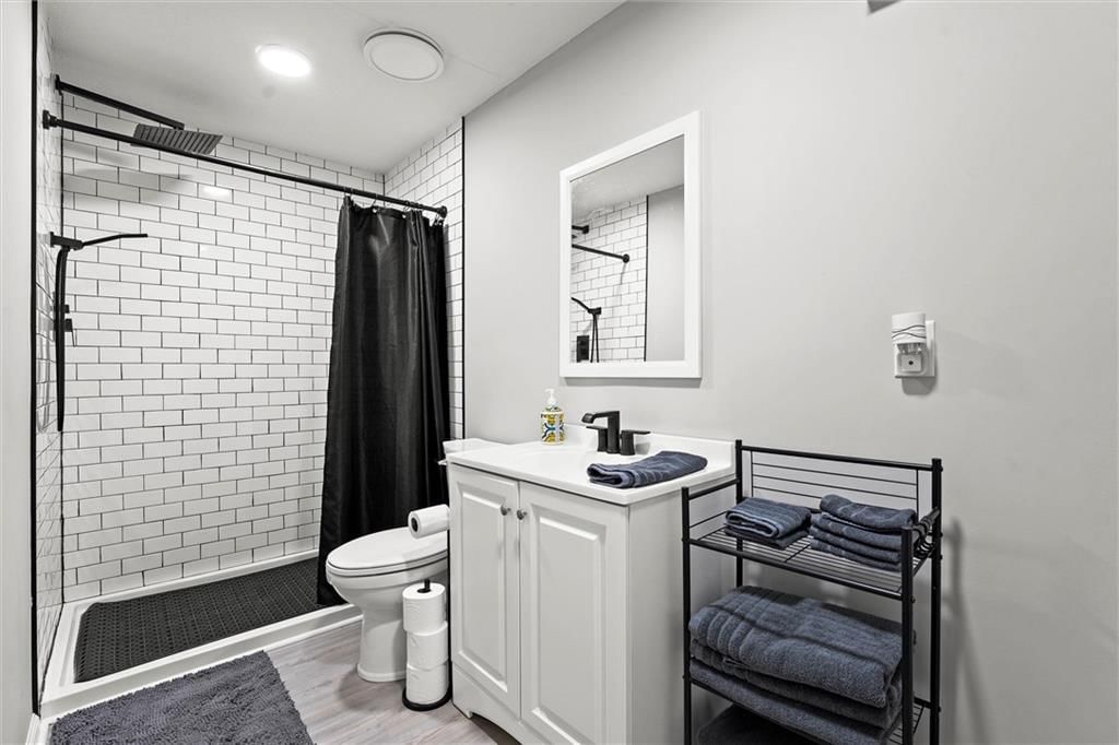 4017 NE Channel Drive — photo 26