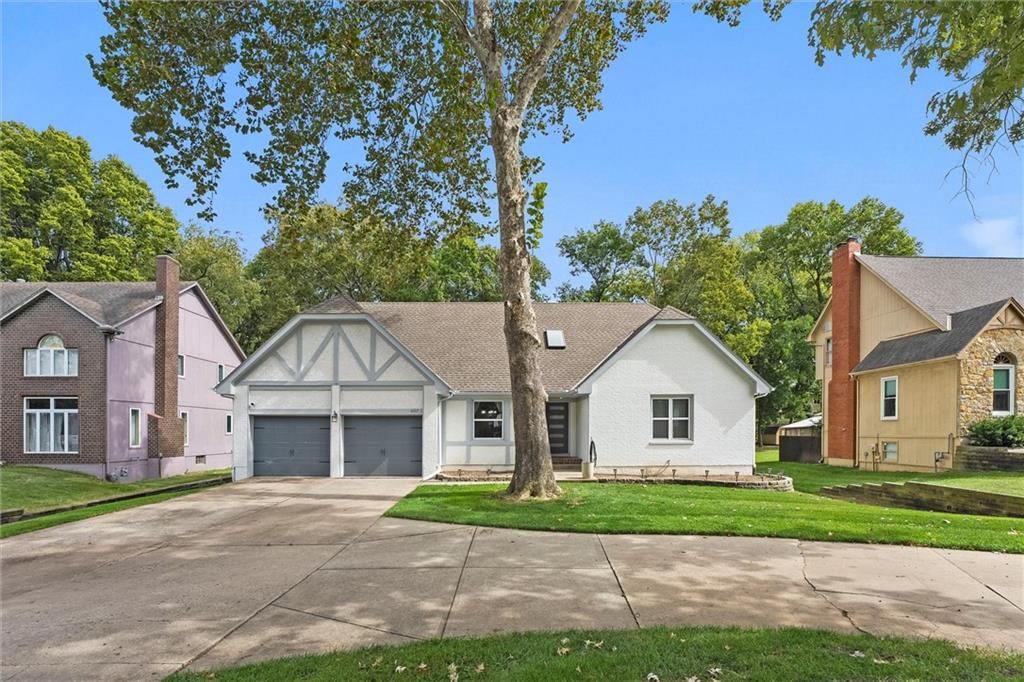 4017 NE Channel Drive — photo 36