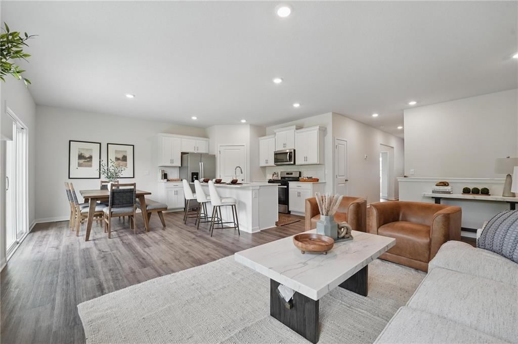 811 Bentley Drive — photo 19