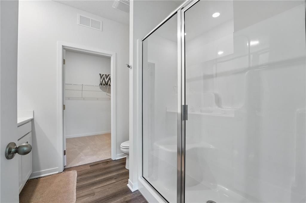 811 Bentley Drive — photo 29