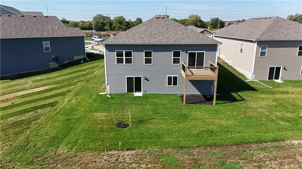 811 Bentley Drive — photo 30