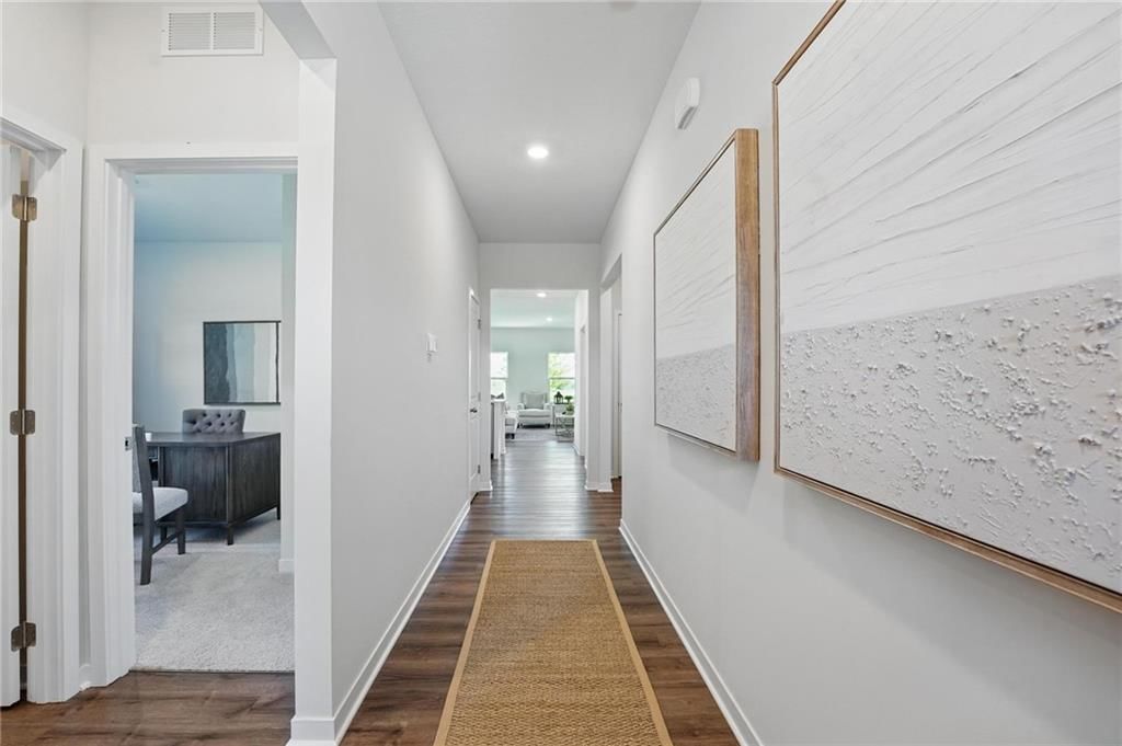 801 Bentley Drive — photo 5