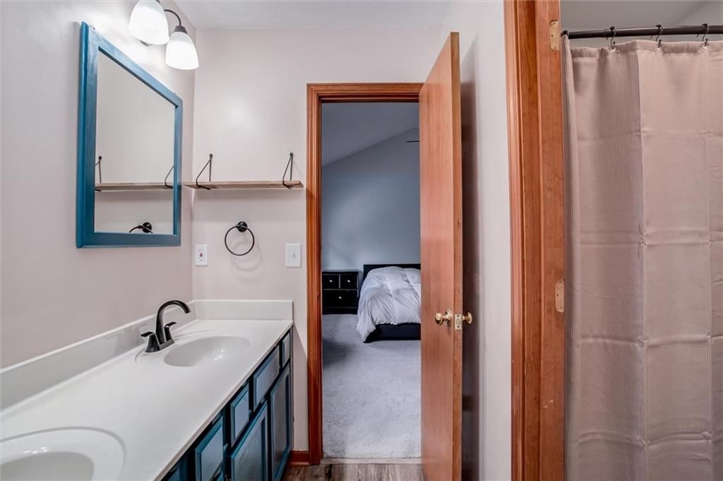306 W Jefferson Street — photo 17