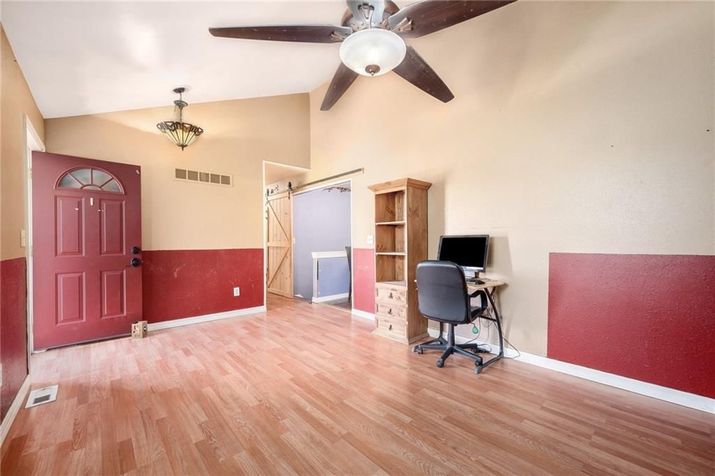 Photo 22 of 24 - 7609 NW 73rd Street