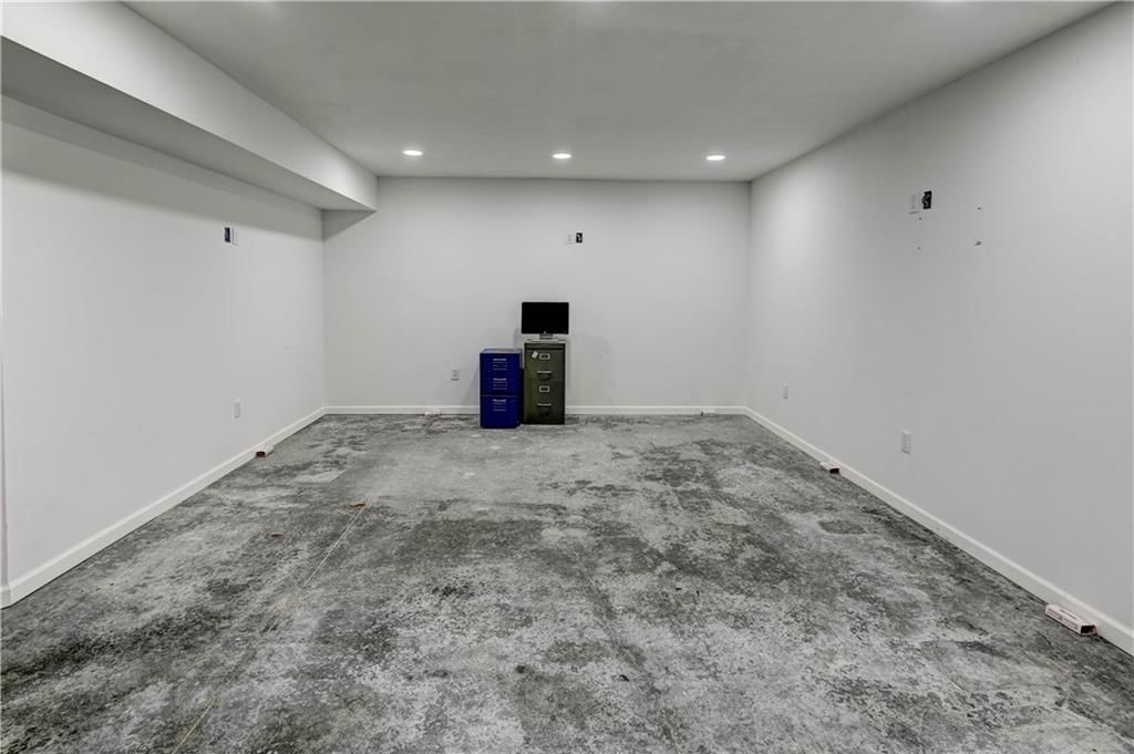 820 SW 36th Street — photo 39