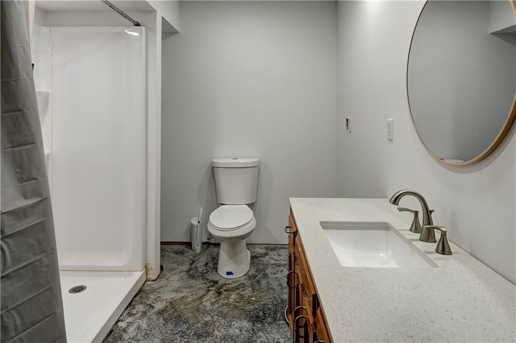 820 SW 36th Street — photo 40