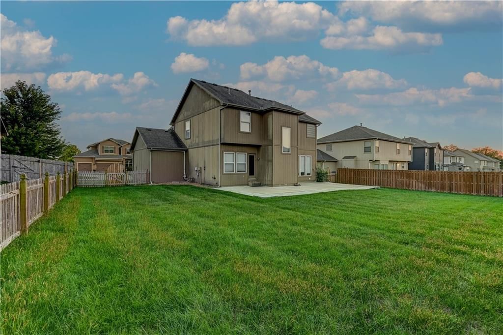 820 SW 36th Street — photo 46