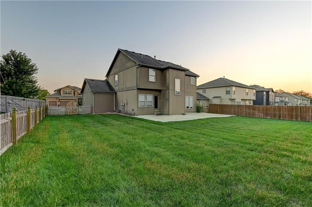 820 SW 36th Street — photo 50